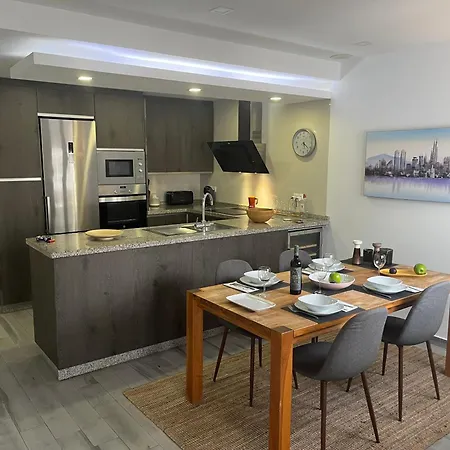 De Marquez , Exklusive Dachwohnung Im Zentrum Mit Und Bergblick Апартаменты *